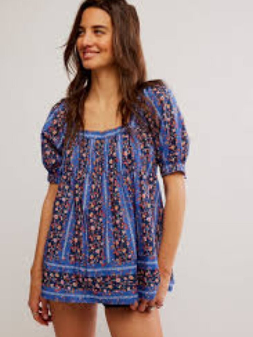 Free People Women's Vintage Lover Floral Print Short Sleeve Blouse in a blue com